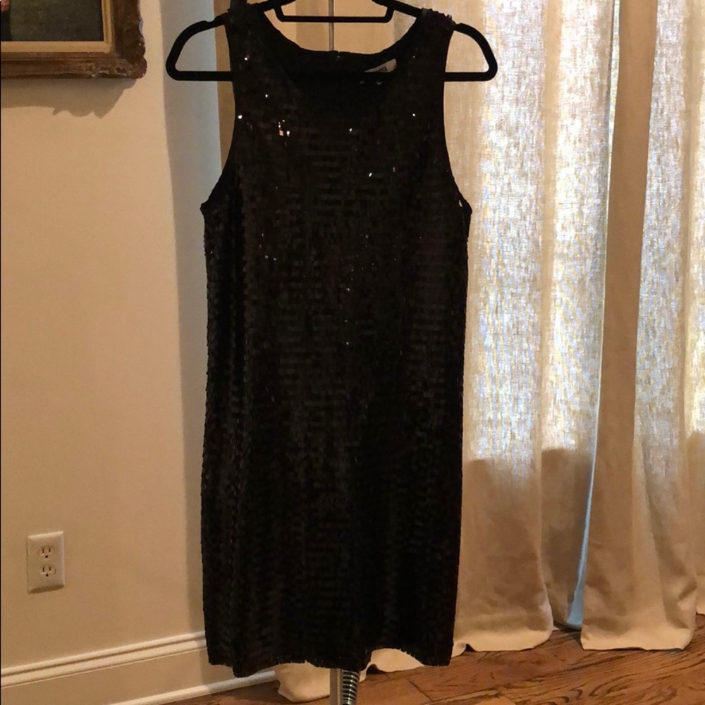 💜 BB Dakota Sequin Black Dress